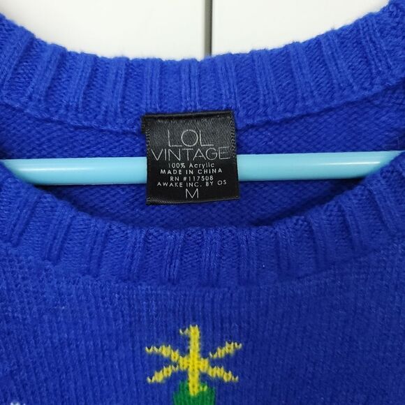 LOL Vintage Christmas sweater, medium - Picture 6 of 6